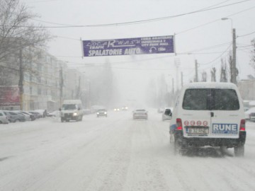Atenţie, şoferi! Încep amenzile pentru lipsa anvelopelor de iarnă